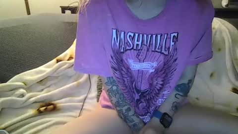 Snapshot of alliebearx chatting on 07.07.26 alliebearx online show from 07.07.26