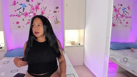 Snapshot of alliebennet chatting on 02.11.26 ALISON online show from 02.11.26