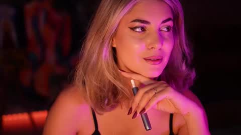 Allie online show from 11.04.25