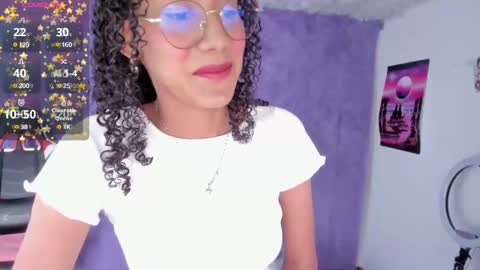 Snapshot of allis0n_ik chatting on 01.30.25 ALLIS0N IK online show from 01.30.25