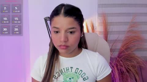 Snapshot of allison_owensxx chatting on 04.21.26 Allison online show from 04.21.26