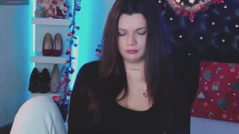 Snapshot of allisonn223 chatting on 12.14.25 Deea online show from 12.14.25