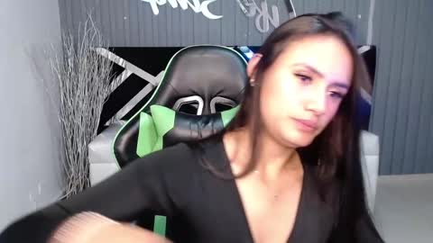 Allisson online show from 01.04.25