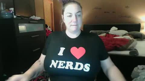 Snapshot of allnaturaltigbitties chatting on 01.28.25 Tig Bitty online show from 01.28.25
