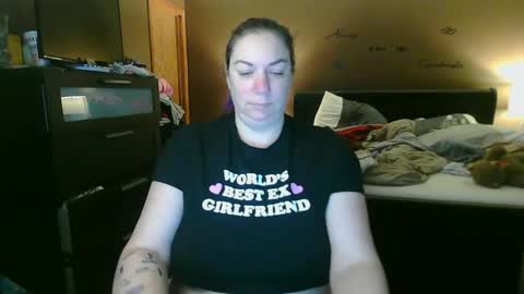 Snapshot of allnaturaltigbitties chatting on 02.05.25 Tig Bitty online show from 02.05.25