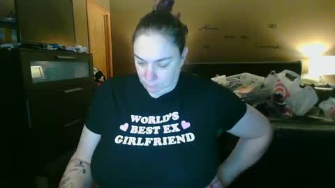 Snapshot of allnaturaltigbitties chatting on 03.04.25 Tig Bitty online show from 03.04.25