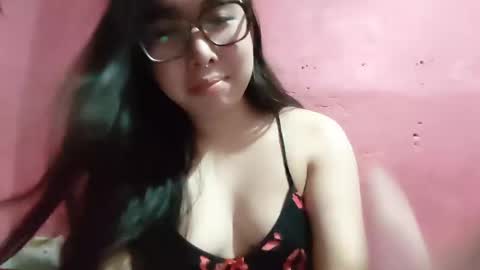 Miss Alicia online show from 05.04.26