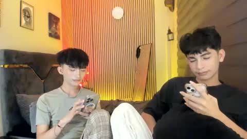 Snapshot of alluring_alpha chatting on 09.17.25 kim and josh online show from 09.17.25