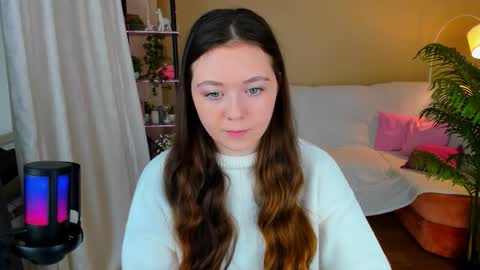 alluringeyess online show from 10.15.25