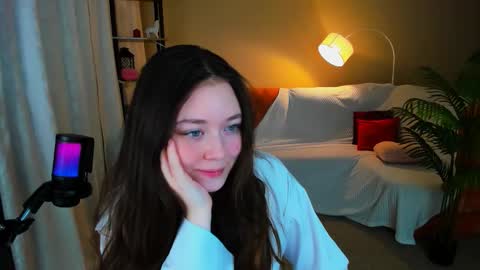 alluringeyess online show from 02.19.26