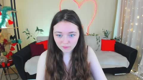 alluringeyess online show from 05.16.26