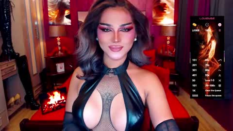 Snapshot of alluringnatalya chatting on 04.23.26 Natalya Fox online show from 04.23.26