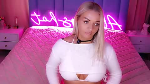 AlwaysHot online show from 03.27.26