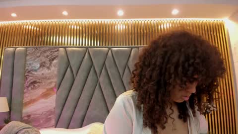 Snapshot of ally_and_noah_ chatting on 05.24.26 ally_and_noah_ online show from 05.24.26