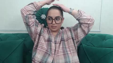         online show from 04.05.26