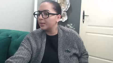         online show from 04.12.26