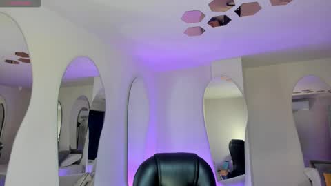 Alisson online show from 11.30.25