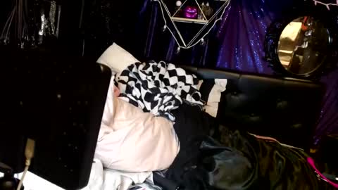 allymoon1369 online show from 07.10.26
