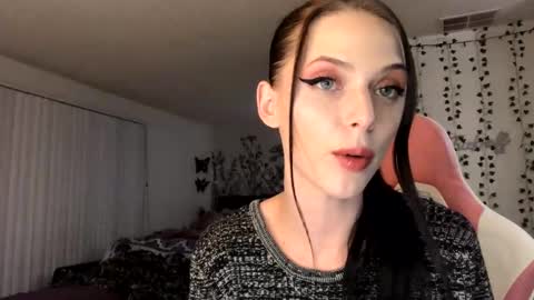 Ally Girl In Her Ally World online show from 02.14.25