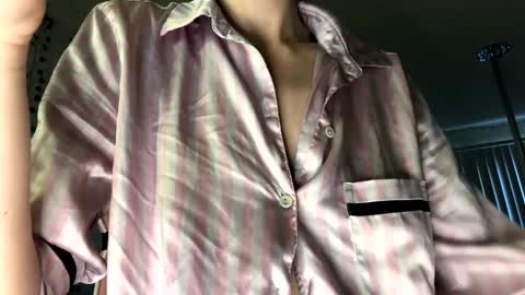 Ally Girl In Her Ally World online show from 10.05.25