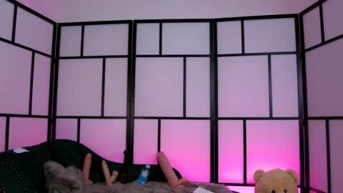 Call me Ally  online show from 04.17.26