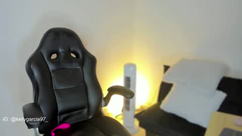 Snapshot of allysnow chatting on 12.11.24 Kelly online show from 12.11.24