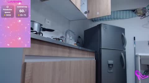 Allysonstonnes online show from 11.07.25