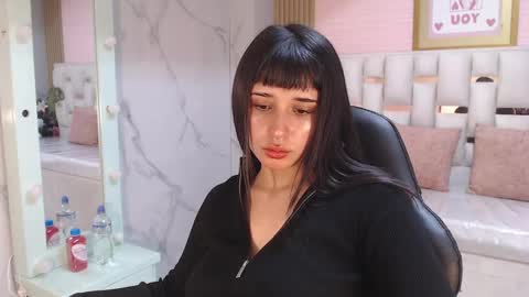 Snapshot of allyssa_bellini_s chatting on 09.22.25 Allysa online show from 09.22.25