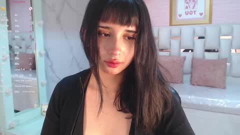Snapshot of allyssa_bellini_s chatting on 10.02.25 Allysa online show from 10.02.25