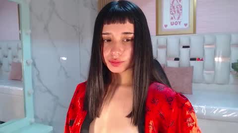 Snapshot of allyssa_bellini_s chatting on 10.11.25 Allysa online show from 10.11.25