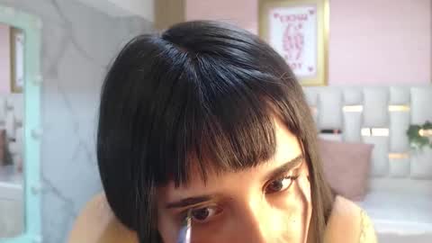 Snapshot of allyssa_bellini_s chatting on 11.30.25 Allysa online show from 11.30.25