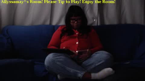 Allyssamay online show from 12.15.24