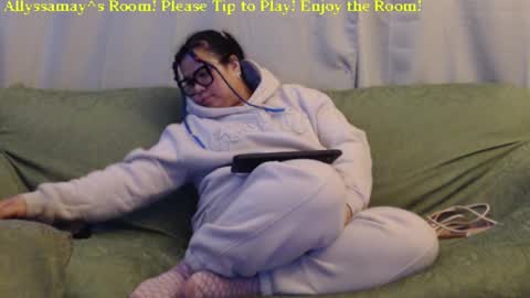 Allyssamay online show from 01.10.25