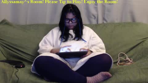 Allyssamay online show from 01.12.25