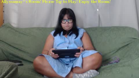 Allyssamay online show from 09.11.25