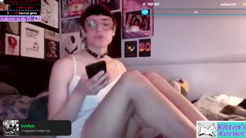 Snapshot of allyv527 chatting on 07.15.26 Ally online show from 07.15.26