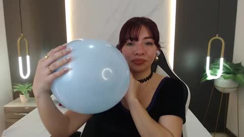 ALMA FENIX  online show from 01.09.25