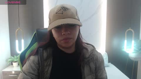 ALMA FENIX  online show from 02.14.25