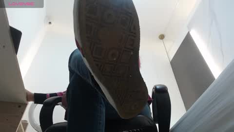 ALMA FENIX  online show from 02.15.25