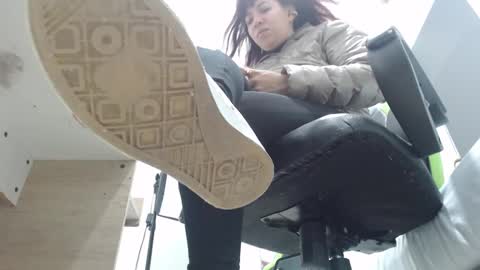 ALMA FENIX  online show from 02.24.25