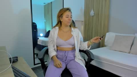 ALMA FENIX  online show from 01.09.26