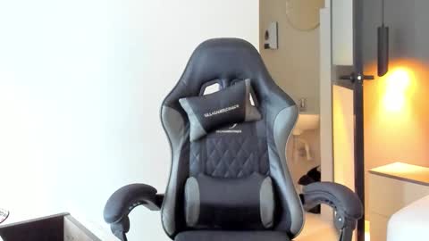 ALMA FENIX  online show from 02.20.26