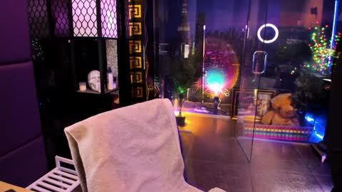 Alma online show from 11.22.25