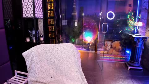 Snapshot of alma_pearl chatting on 03.03.26 Alma online show from 03.03.26