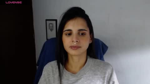 Snapshot of alma_sweet chatting on 10.30.25 Arhantxa online show from 10.30.25