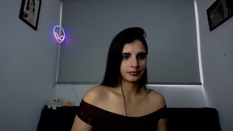 Snapshot of alma_sweet chatting on 11.20.25 Arhantxa online show from 11.20.25