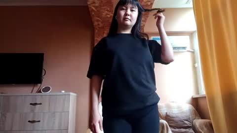 Snapshot of almamine chatting on 07.22.26 Lana online show from 07.22.26
