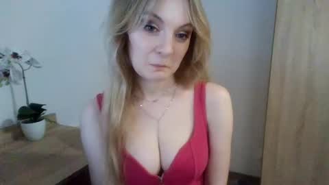 Snapshot of almanature chatting on 02.20.25 AlmaNature online show from 02.20.25