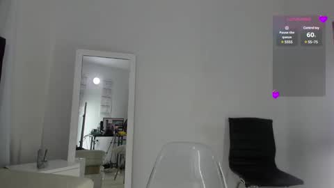 Snapshot of almasaennz chatting on 01.18.25   online show from 01.18.25