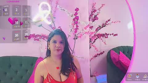 ALMENDRAEVANS online show from 02.09.25